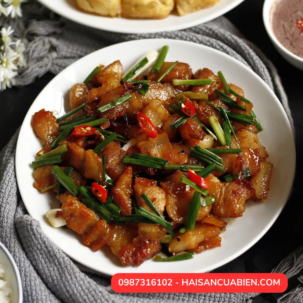Ba chỉ rang cháy cạnh