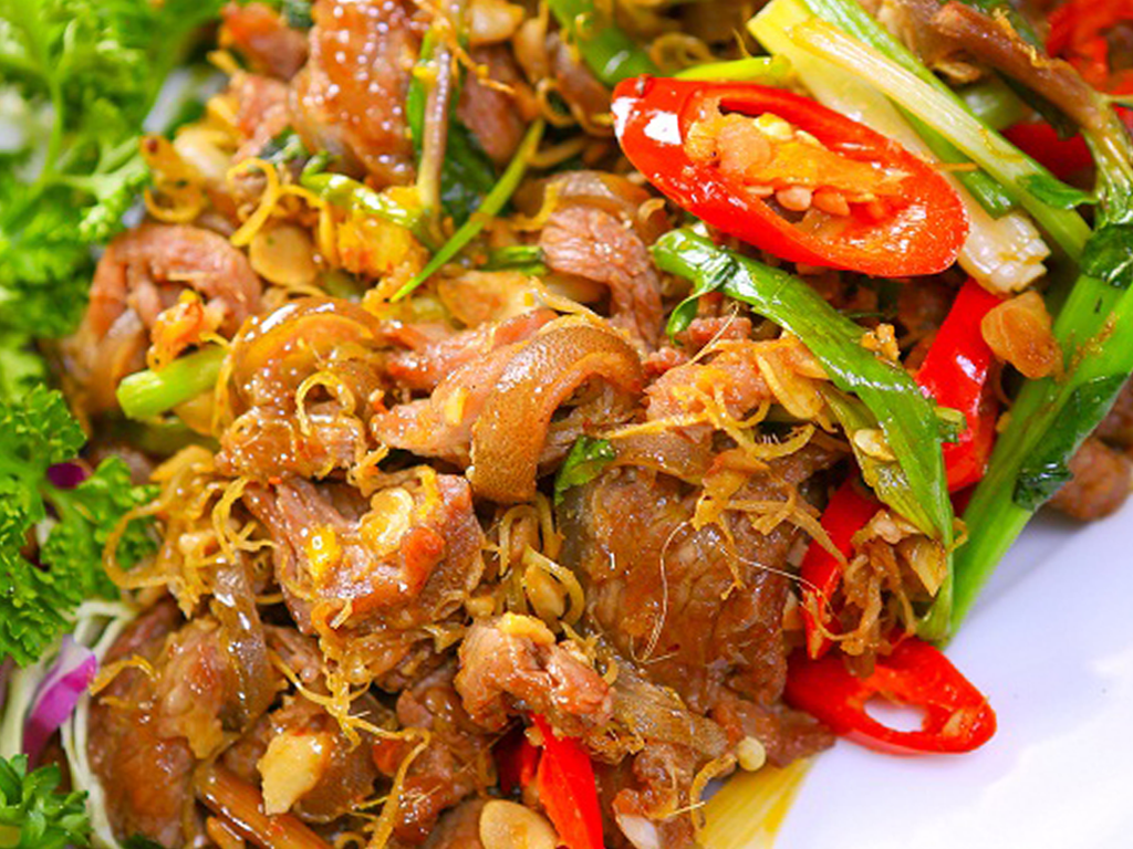 Thịt heo xào sả ớt